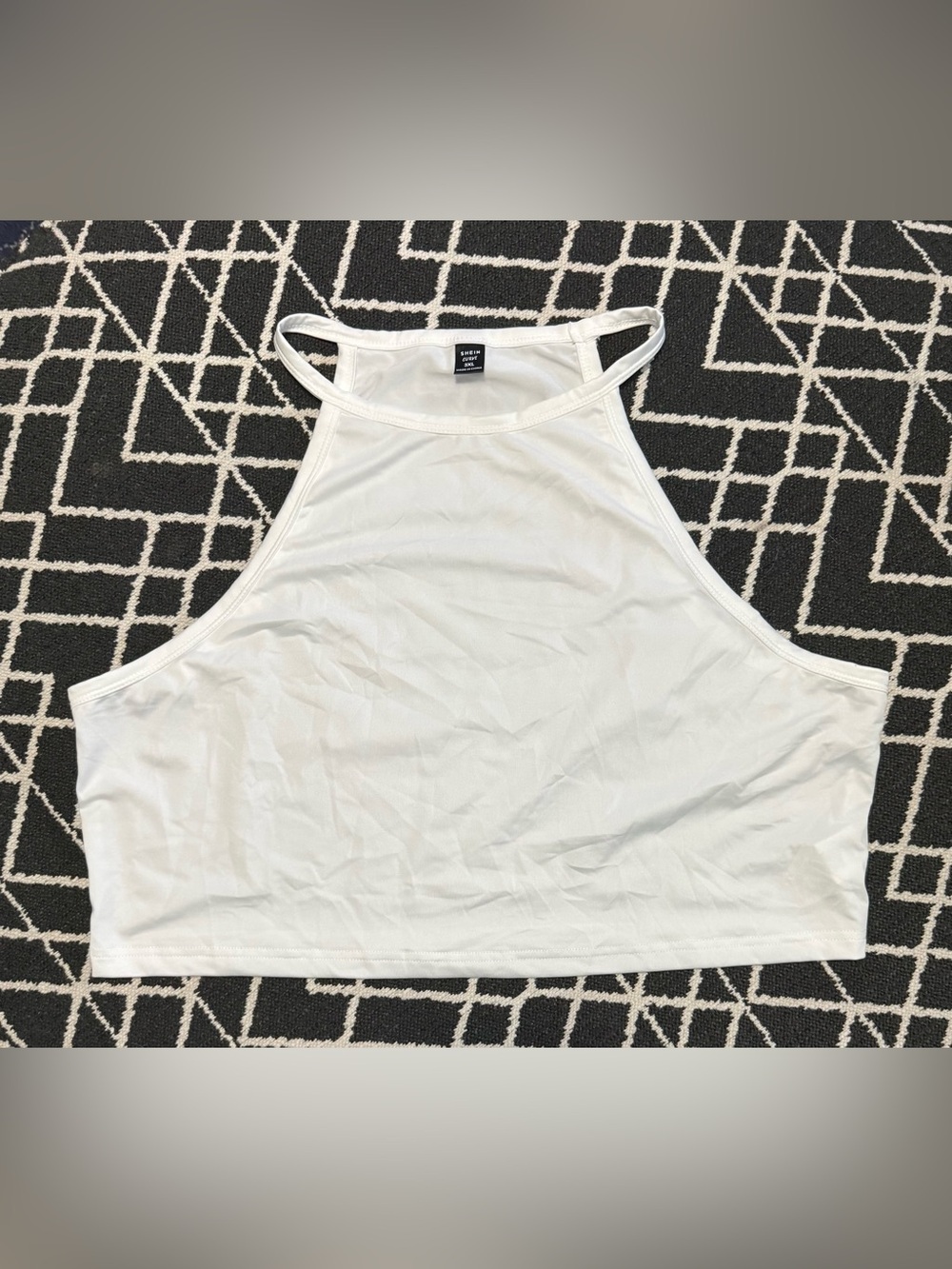 SHEIN Curve White High Neck Crop Tank | 3X | EUC